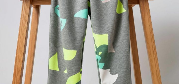 Флисовая Нежность: Как Брюки Спасают от Зимней Стужи