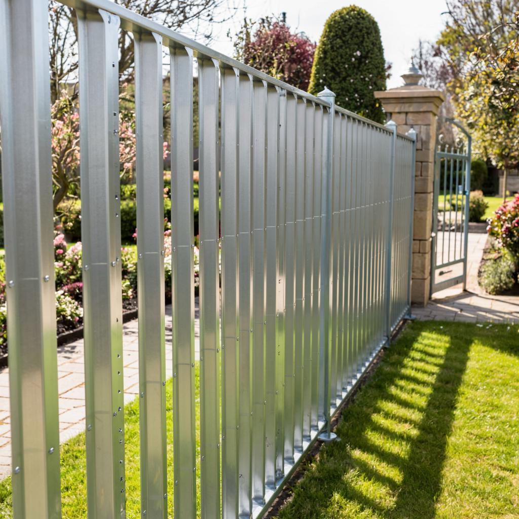 Евроштакетник: Эстетика и Надежность вашего Забора